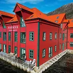 Appartement Seafront Apt. With Elevator And French Balcony Bergen