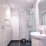 Appartement Seafront Apt. With Elevator And French Balcony